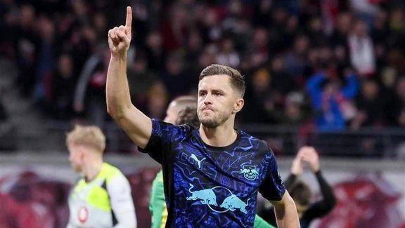 一场2-2，上演补时绝平，德甲第二掉链子，被拜仁甩开，争冠悬了